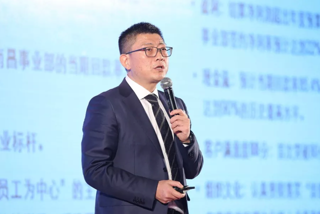 2018绿都地产筑梦，再出发！绿都迎新年会盛大举行